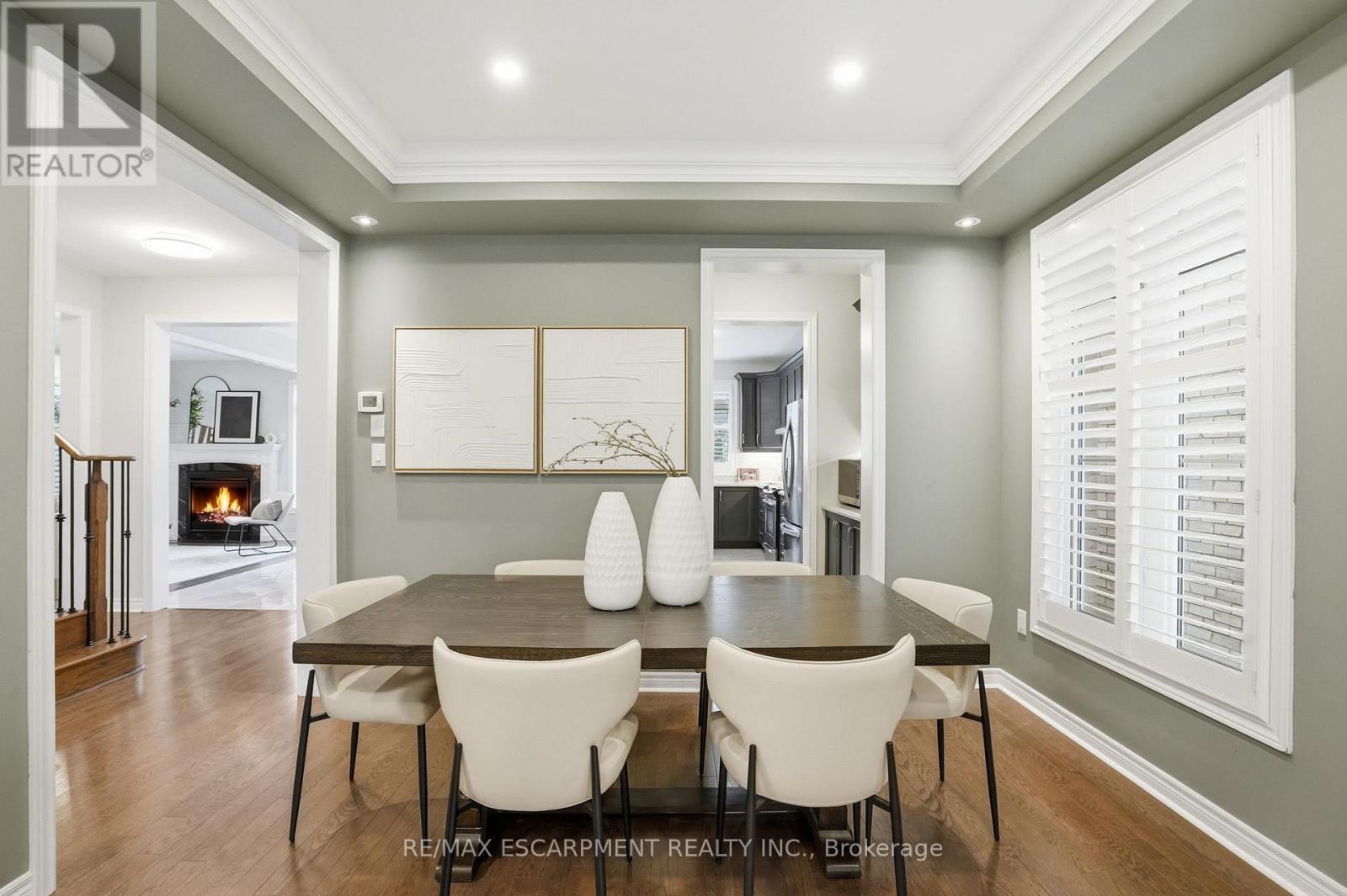 198 Jessie Caverhill Pass, Oakville, Ontario  L6M 0Z6 - Photo 7 - W12985726