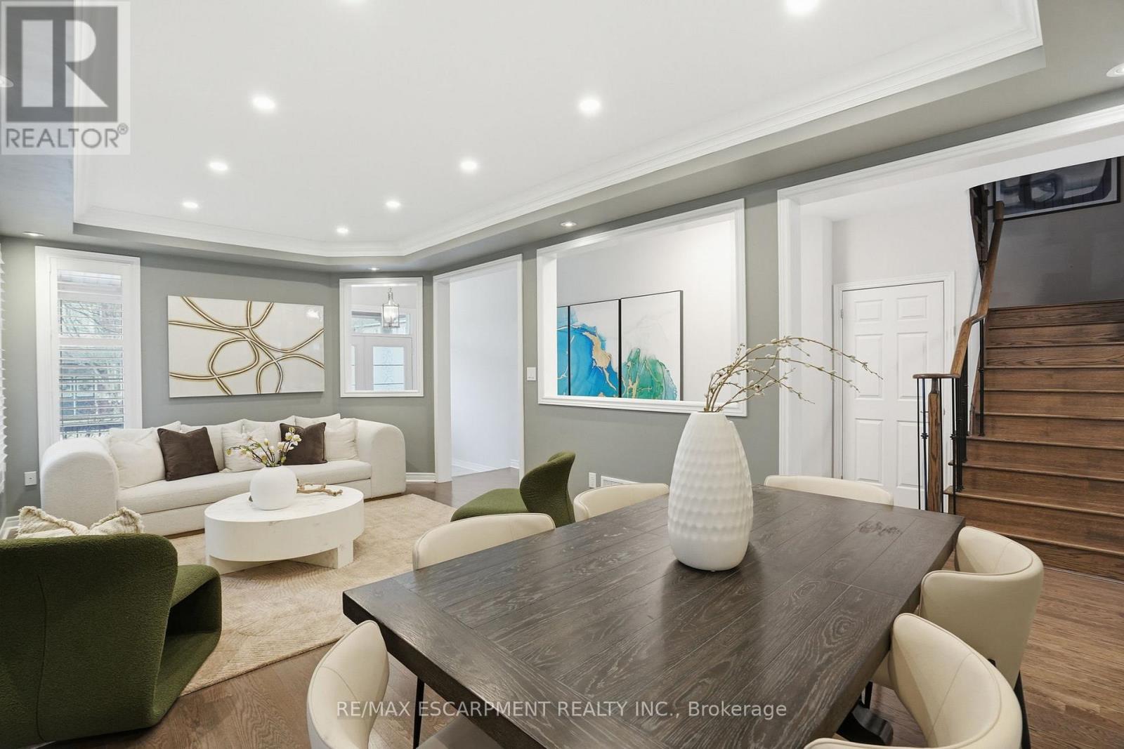 198 Jessie Caverhill Pass, Oakville, Ontario  L6M 0Z6 - Photo 8 - W12985726