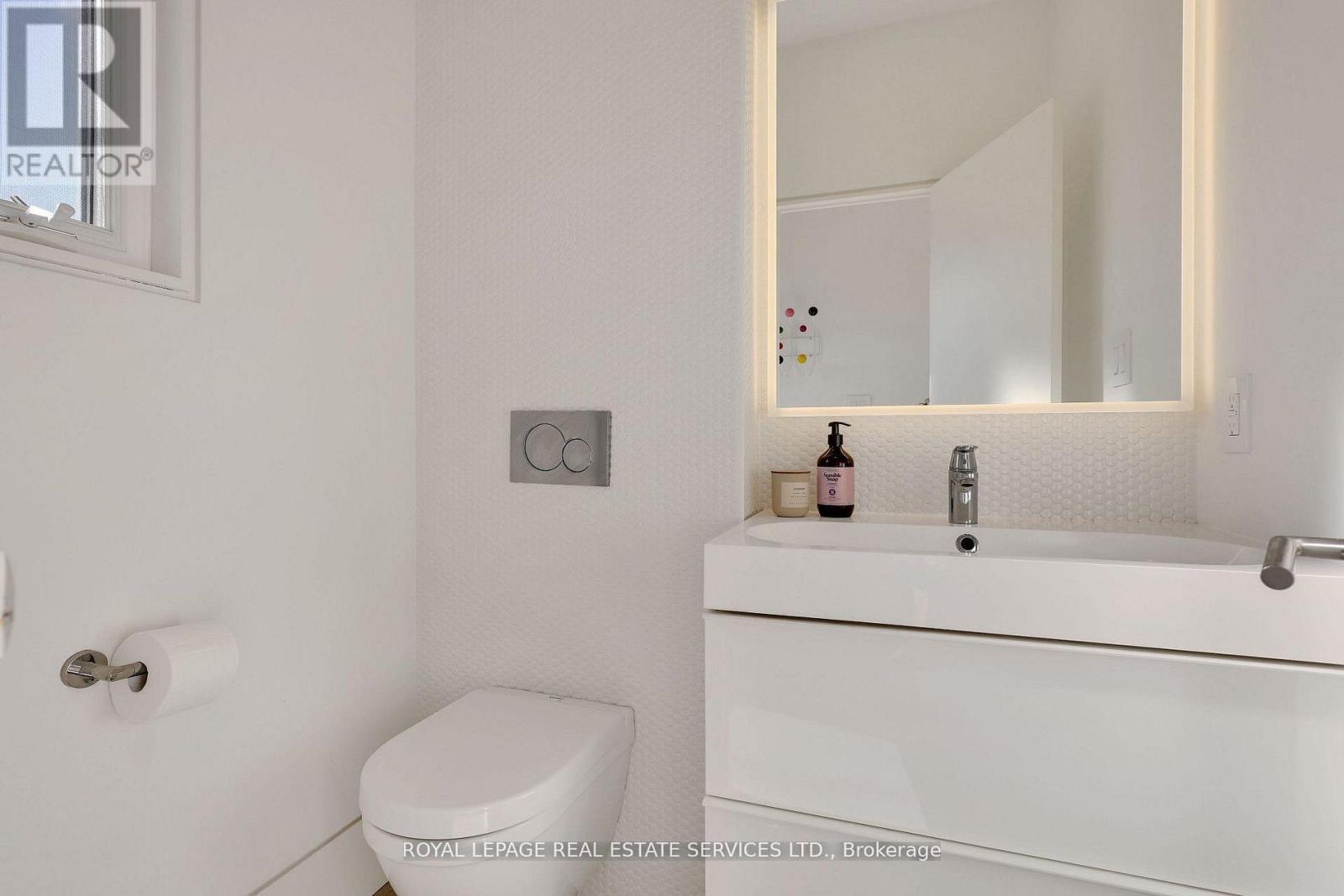 34 Bearbury Drive, Toronto, Ontario  M9C 2G9 - Photo 33 - W12985732