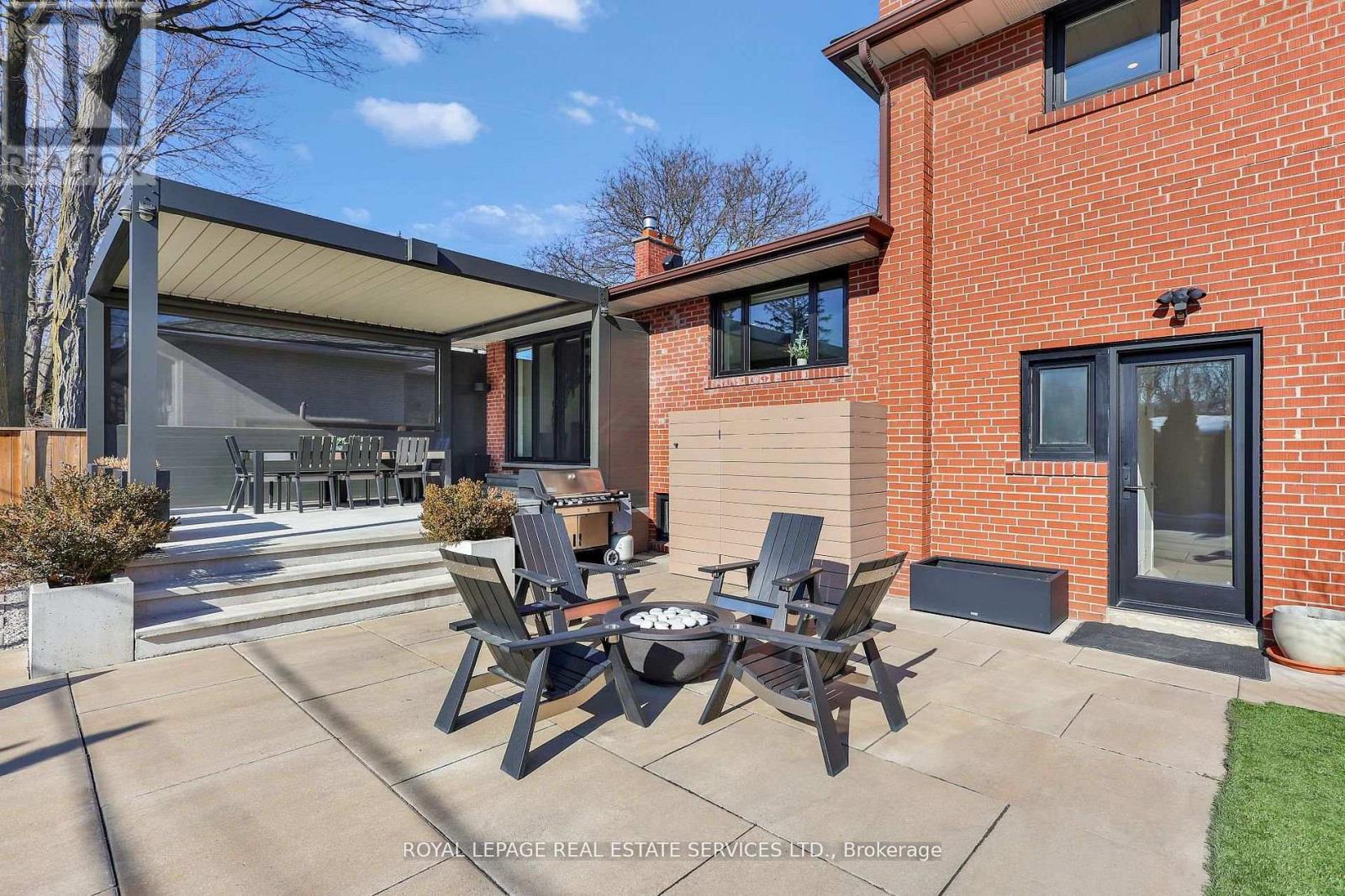 34 Bearbury Drive, Toronto, Ontario  M9C 2G9 - Photo 43 - W12985732