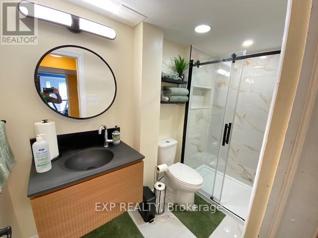 77 Letchworth Crescent, Toronto, Ontario  M3M 1Z1 - Photo 29 - W12985734