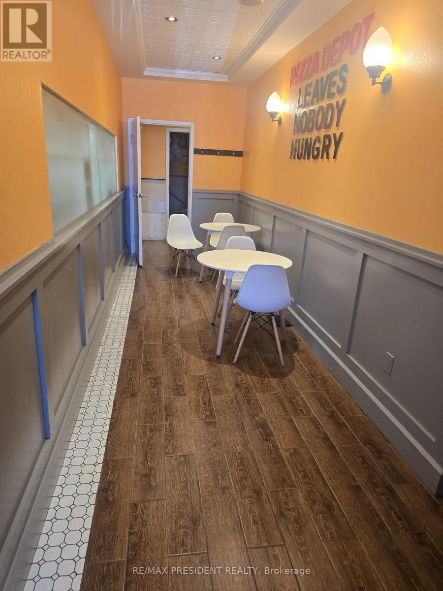 4986 Dundas Street W, Toronto, Ontario  M9A 1B7 - Photo 5 - W12985746