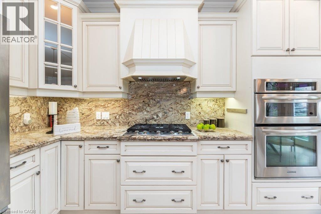 9 Lorupe Court, Hamilton, Ontario  L9G 0B4 - Photo 12 - 40818393