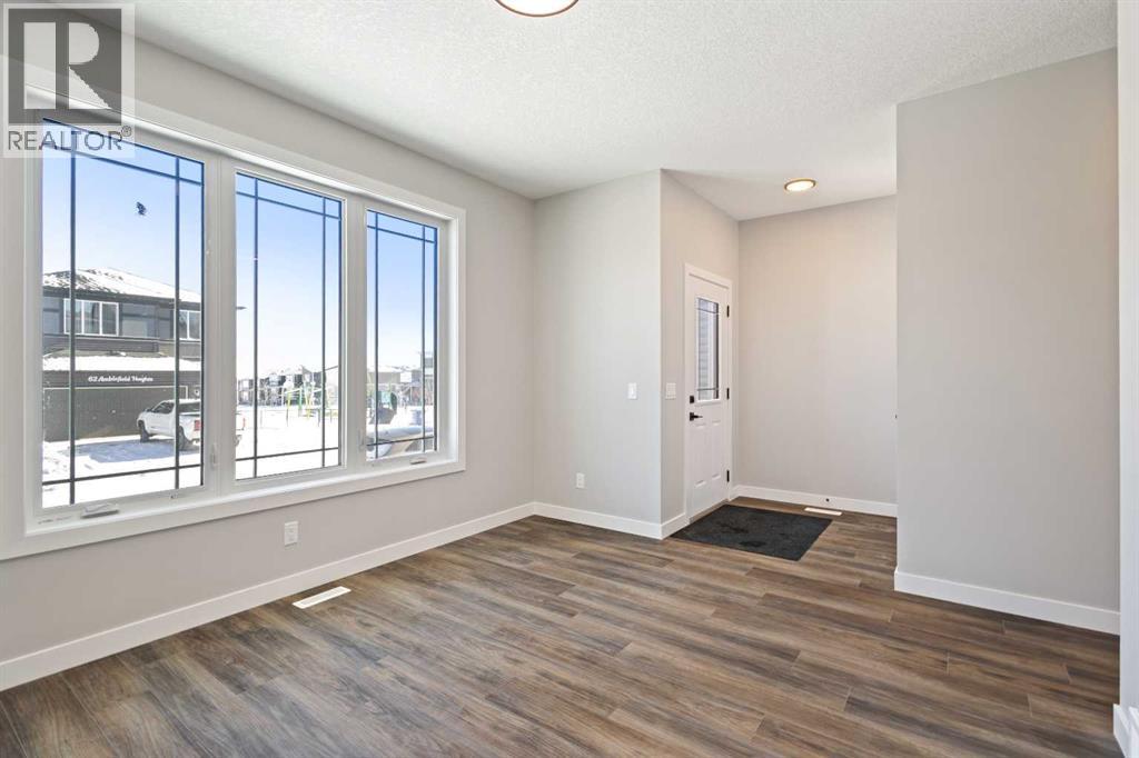 65 Amblefield Heights Nw, Calgary, Alberta  T3P 2K1 - Photo 9 - A2288185