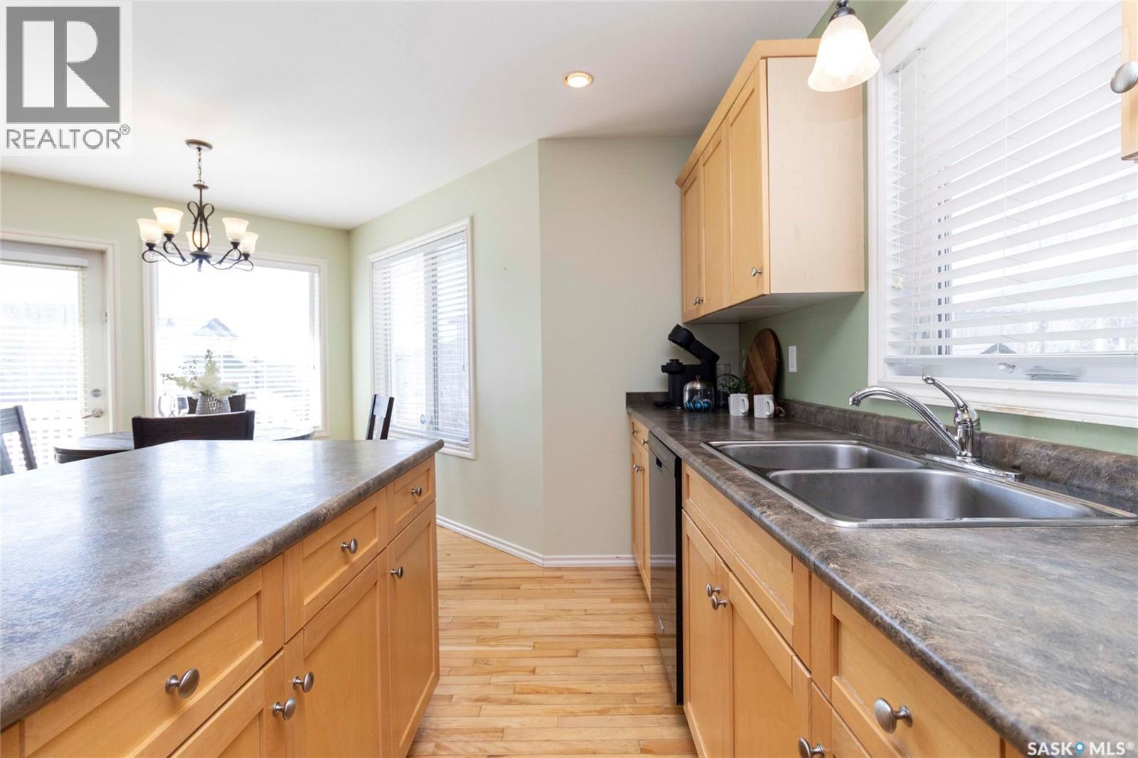 147 Martin Crescent, Saskatoon, Saskatchewan  S7T 0A7 - Photo 11 - SK032450