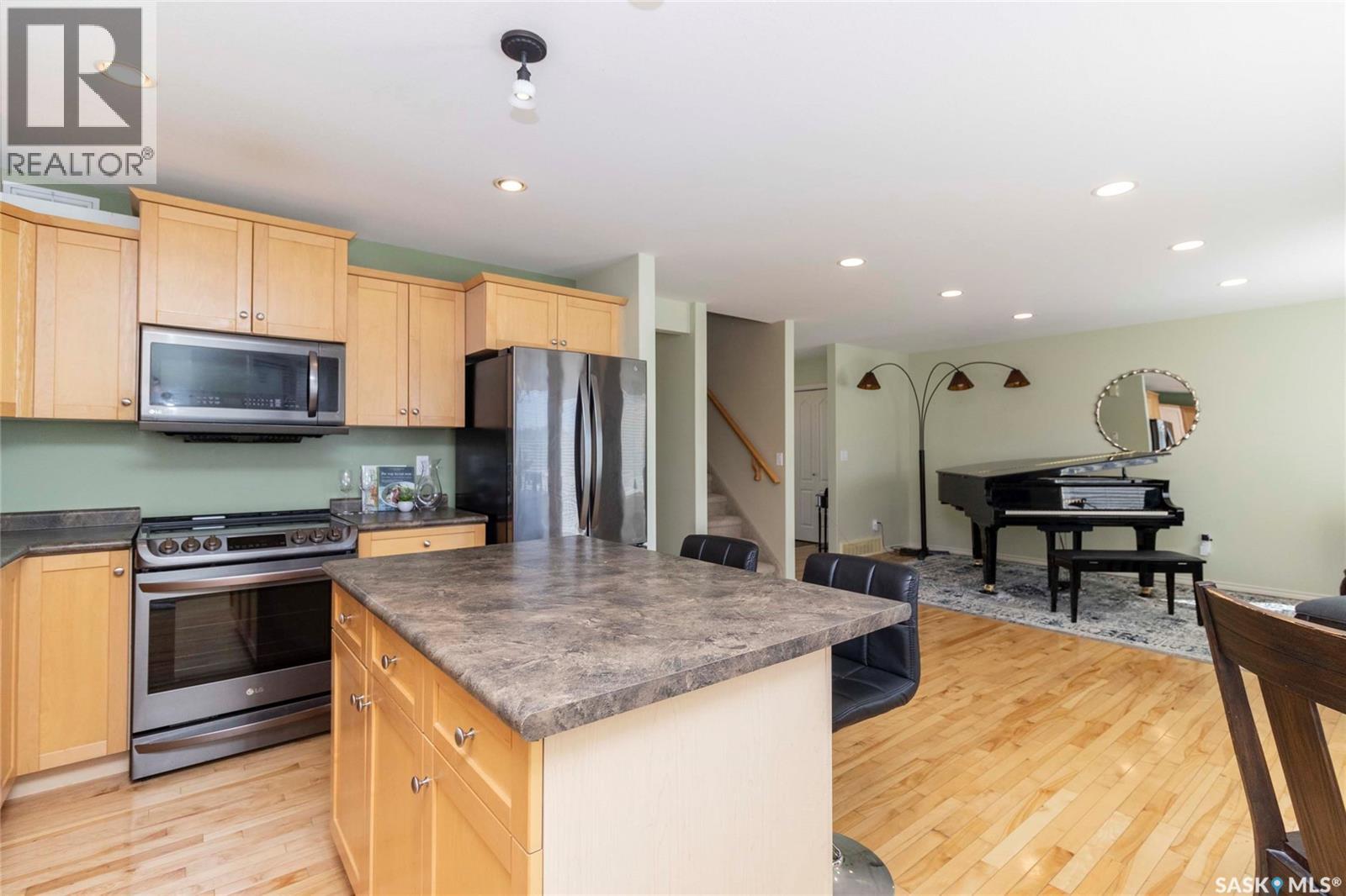 147 Martin Crescent, Saskatoon, Saskatchewan  S7T 0A7 - Photo 12 - SK032450