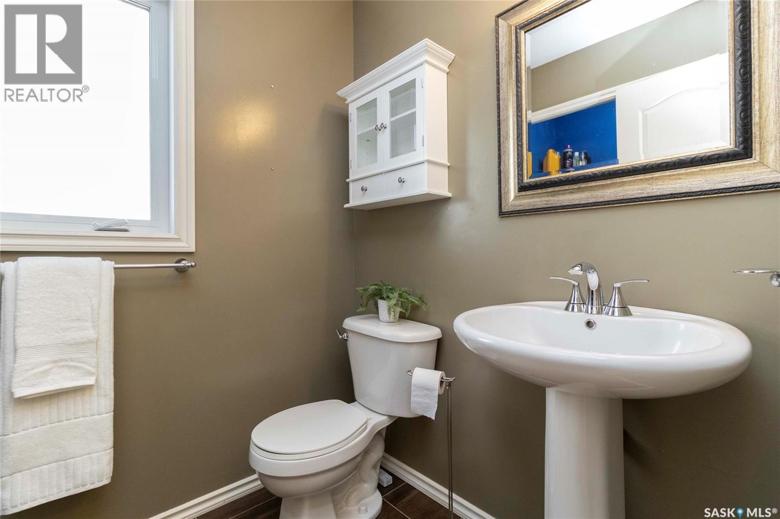 147 Martin Crescent, Saskatoon, Saskatchewan  S7T 0A7 - Photo 18 - SK032450