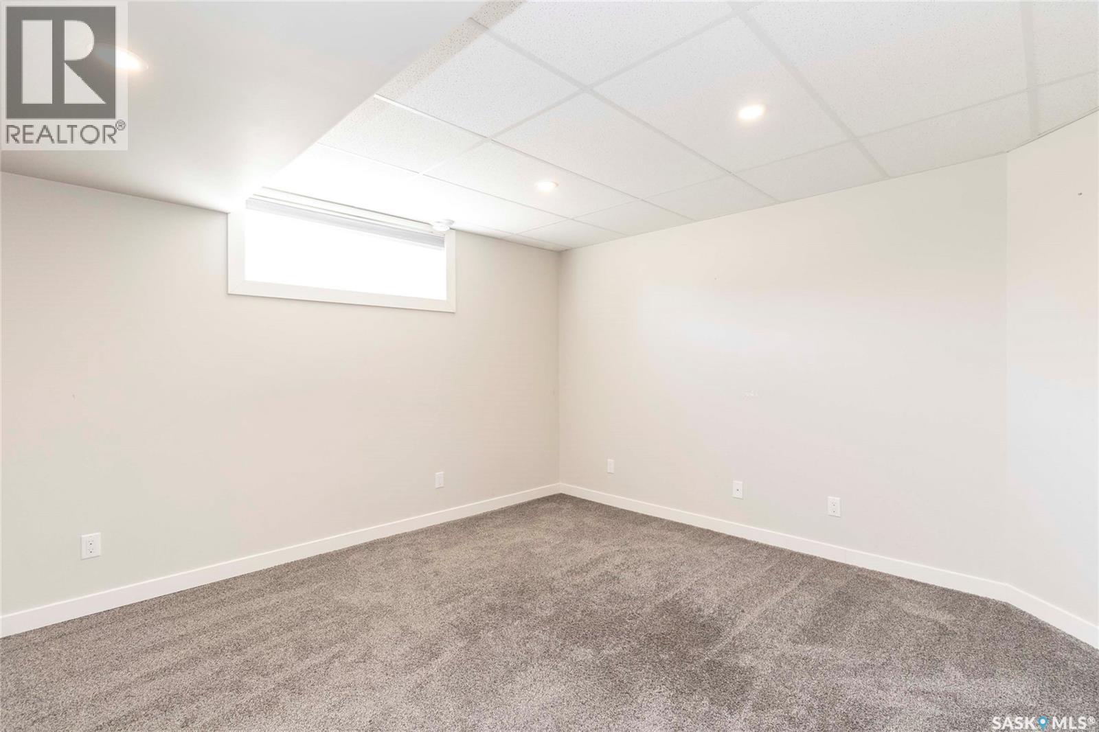 147 Martin Crescent, Saskatoon, Saskatchewan  S7T 0A7 - Photo 38 - SK032450