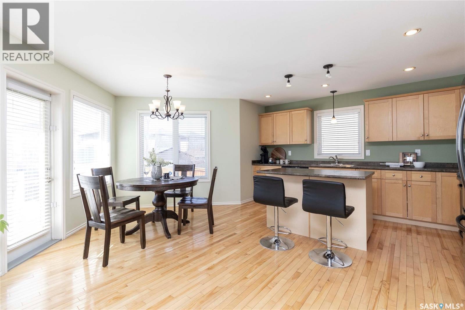 147 Martin Crescent, Saskatoon, Saskatchewan  S7T 0A7 - Photo 7 - SK032450