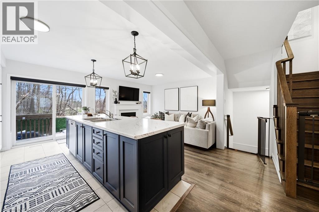 230 Avonsyde Boulevard Unit# 31, Waterdown, Ontario  L8B 1T9 - Photo 9 - 40819714