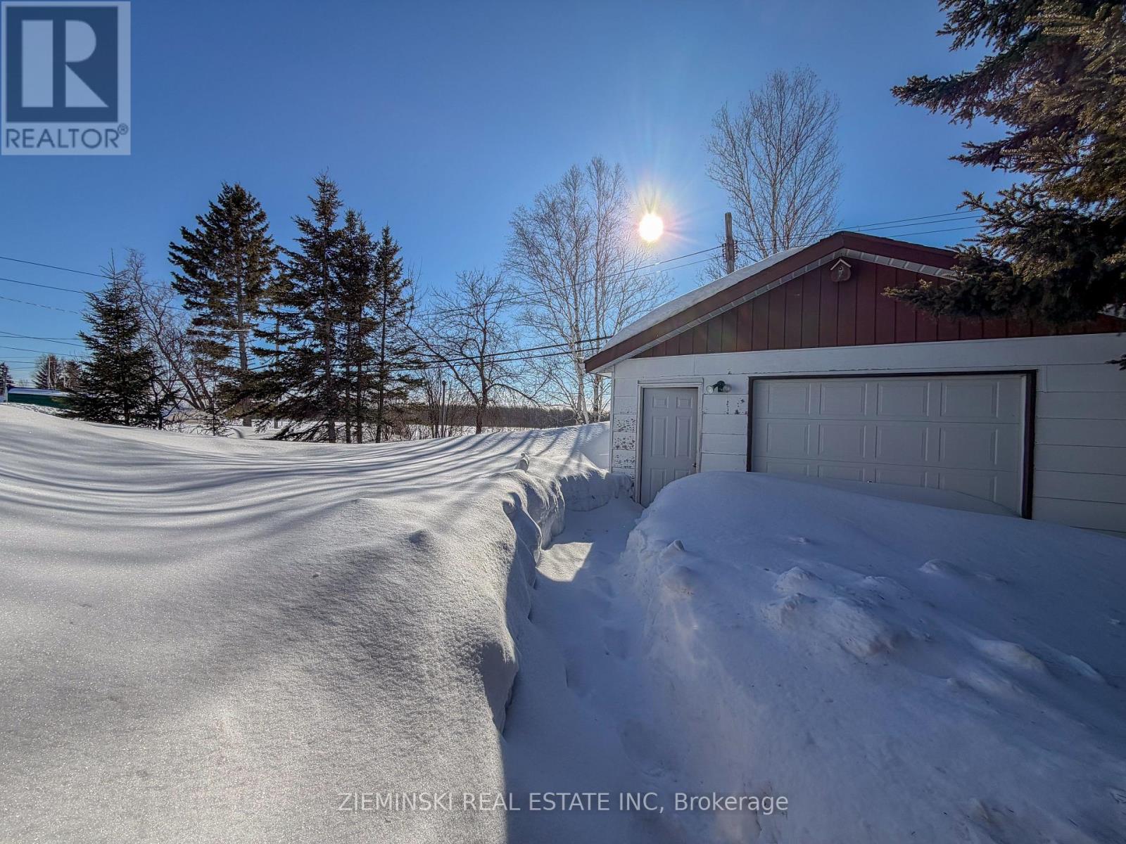963 Victoria Road, Iroquois Falls, Ontario  P0K 1E0 - Photo 13 - T12985788