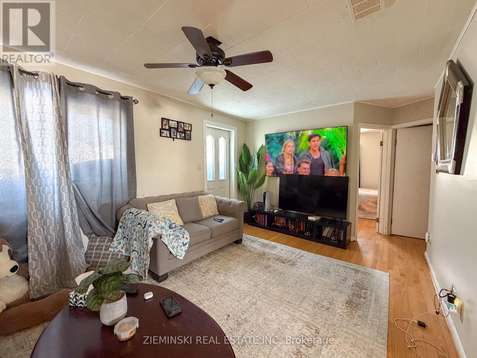 963 Victoria Road, Iroquois Falls, Ontario  P0K 1E0 - Photo 4 - T12985788