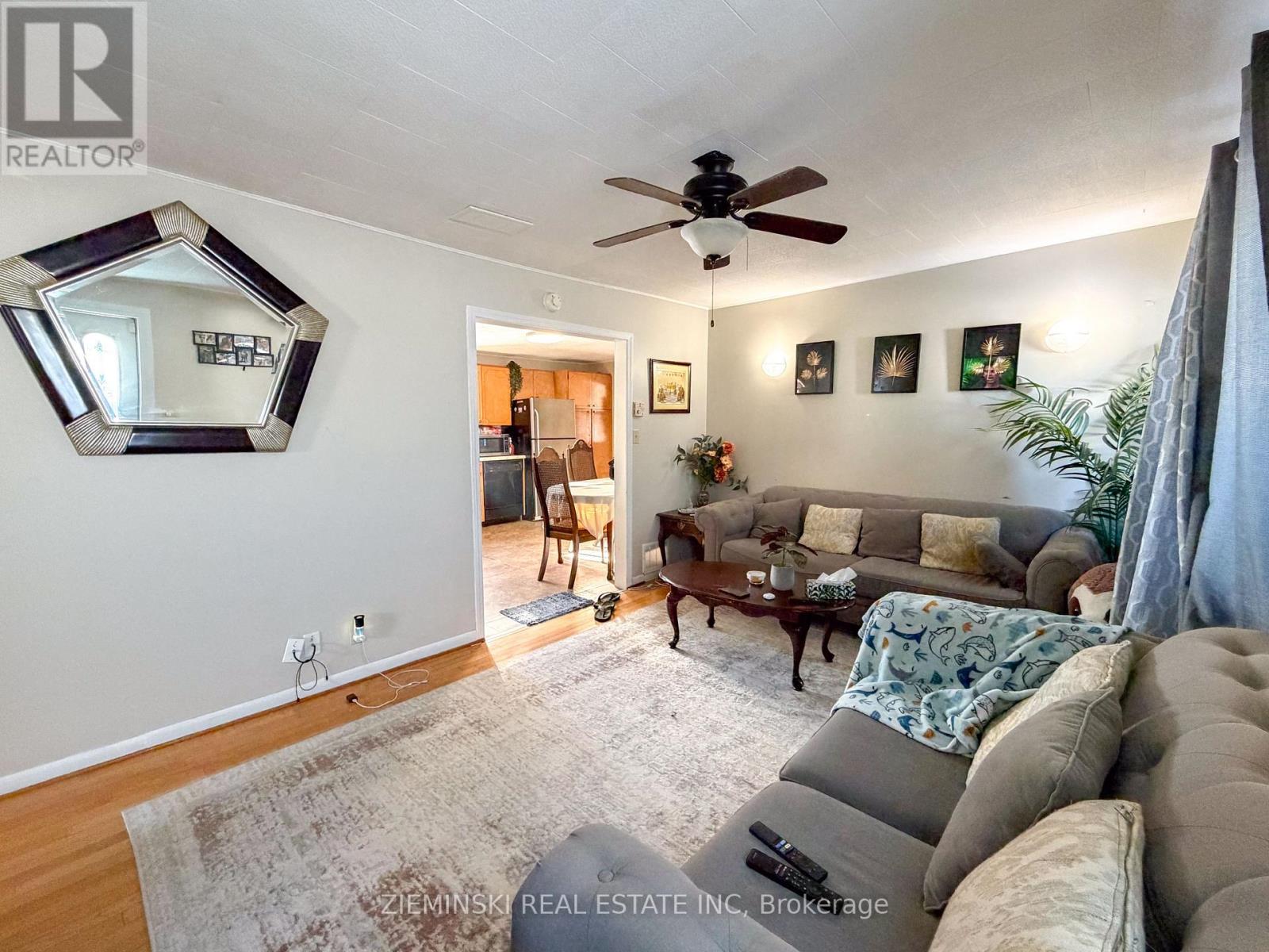 963 Victoria Road, Iroquois Falls, Ontario  P0K 1E0 - Photo 5 - T12985788