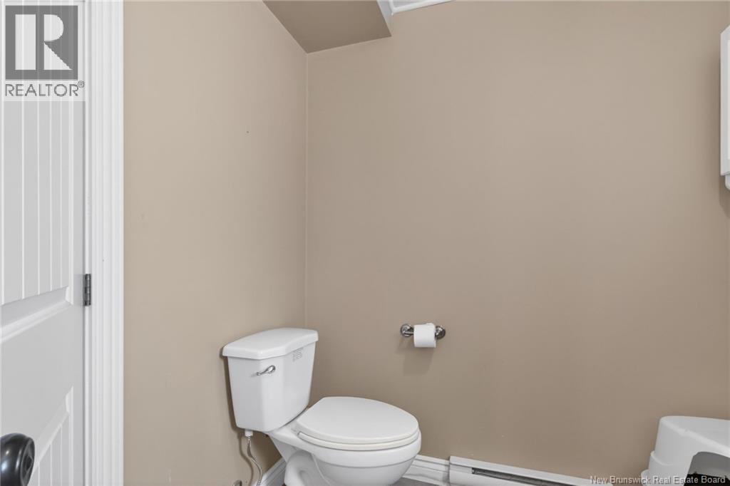 94 Falcon, Moncton, New Brunswick  E1G 0H7 - Photo 29 - NB134631