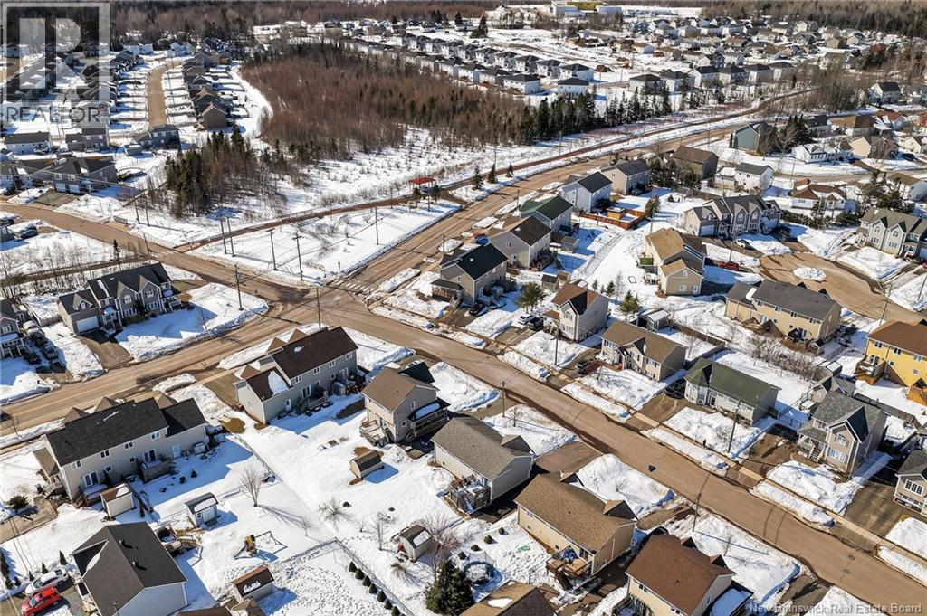 94 Falcon, Moncton, New Brunswick  E1G 0H7 - Photo 5 - NB134631