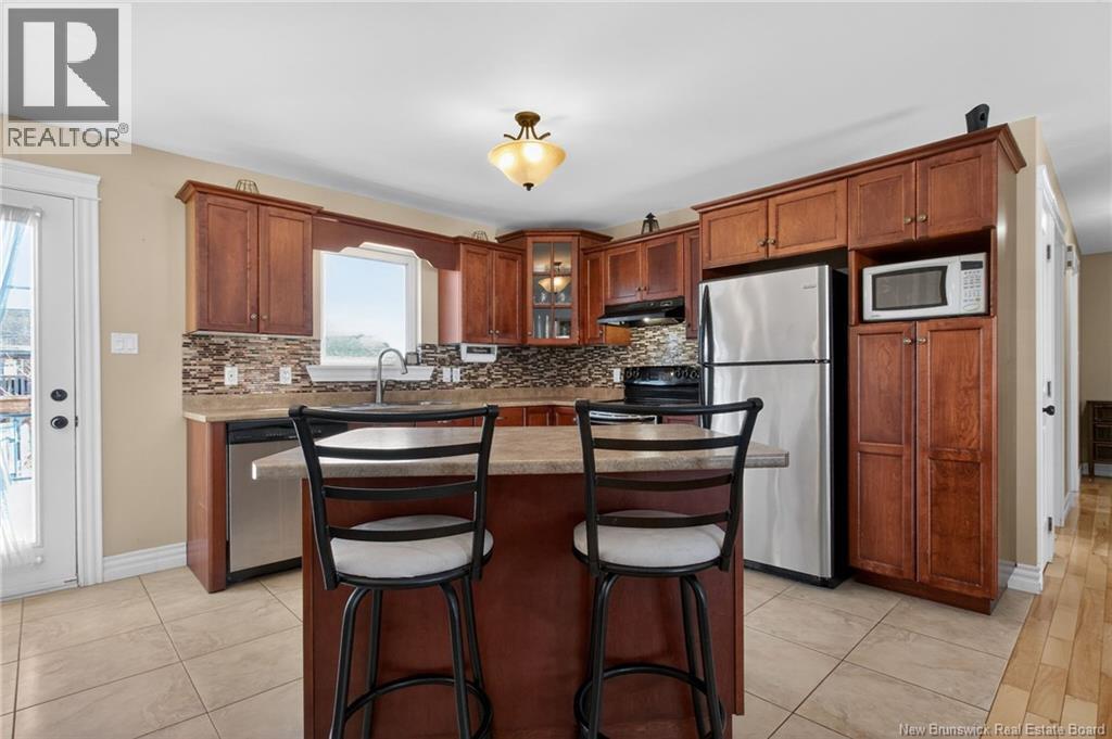 94 Falcon, Moncton, New Brunswick  E1G 0H7 - Photo 11 - NB134631