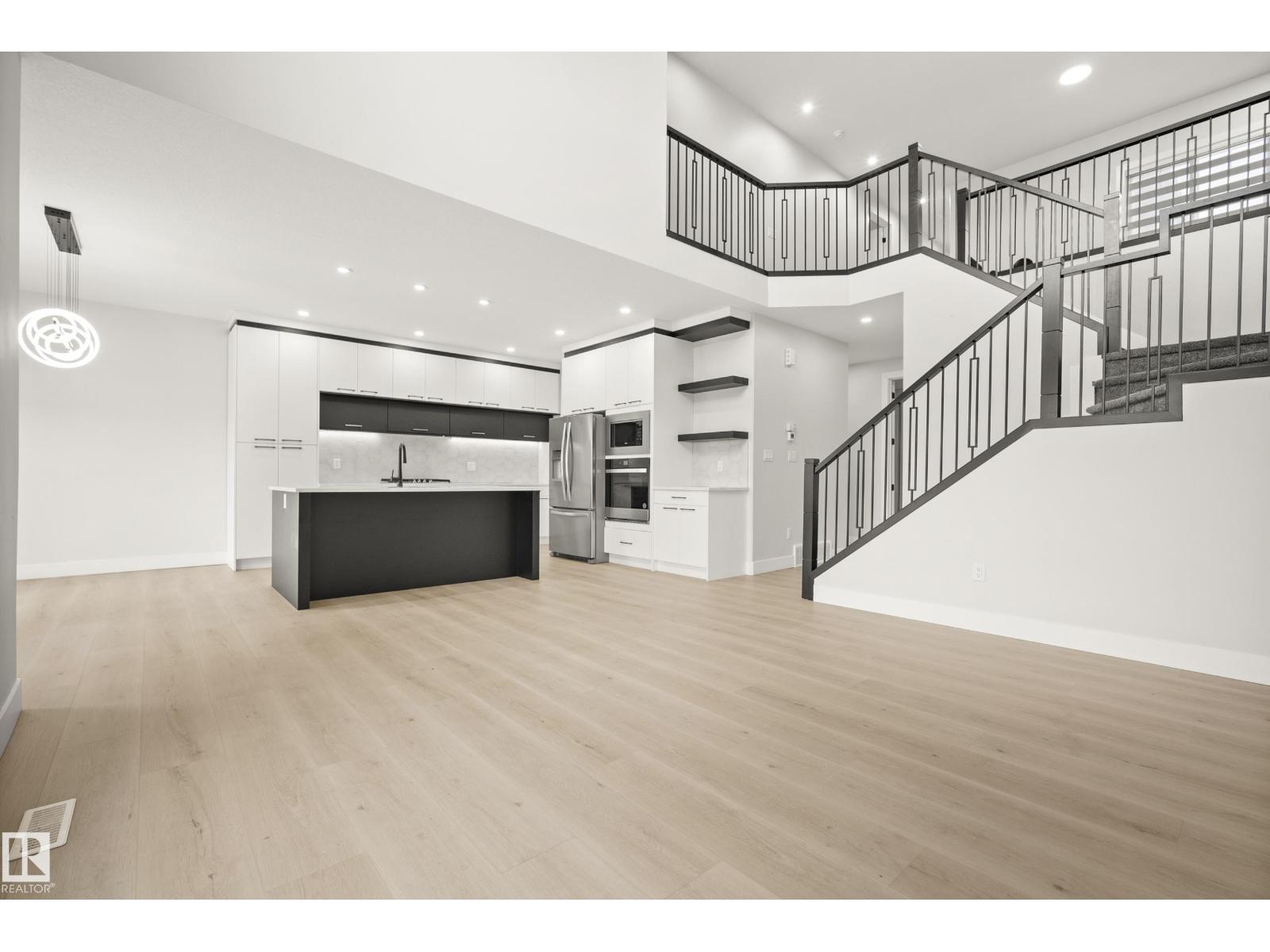 15031 10 St NW, Edmonton, Alberta  T5Y 4C8 - Photo 15 - E4481526