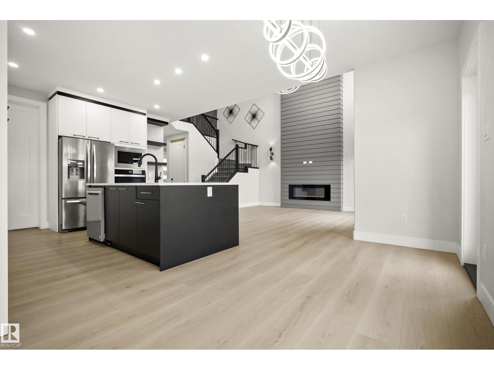 15031 10 St NW, Edmonton, Alberta  T5Y 4C8 - Photo 16 - E4481526