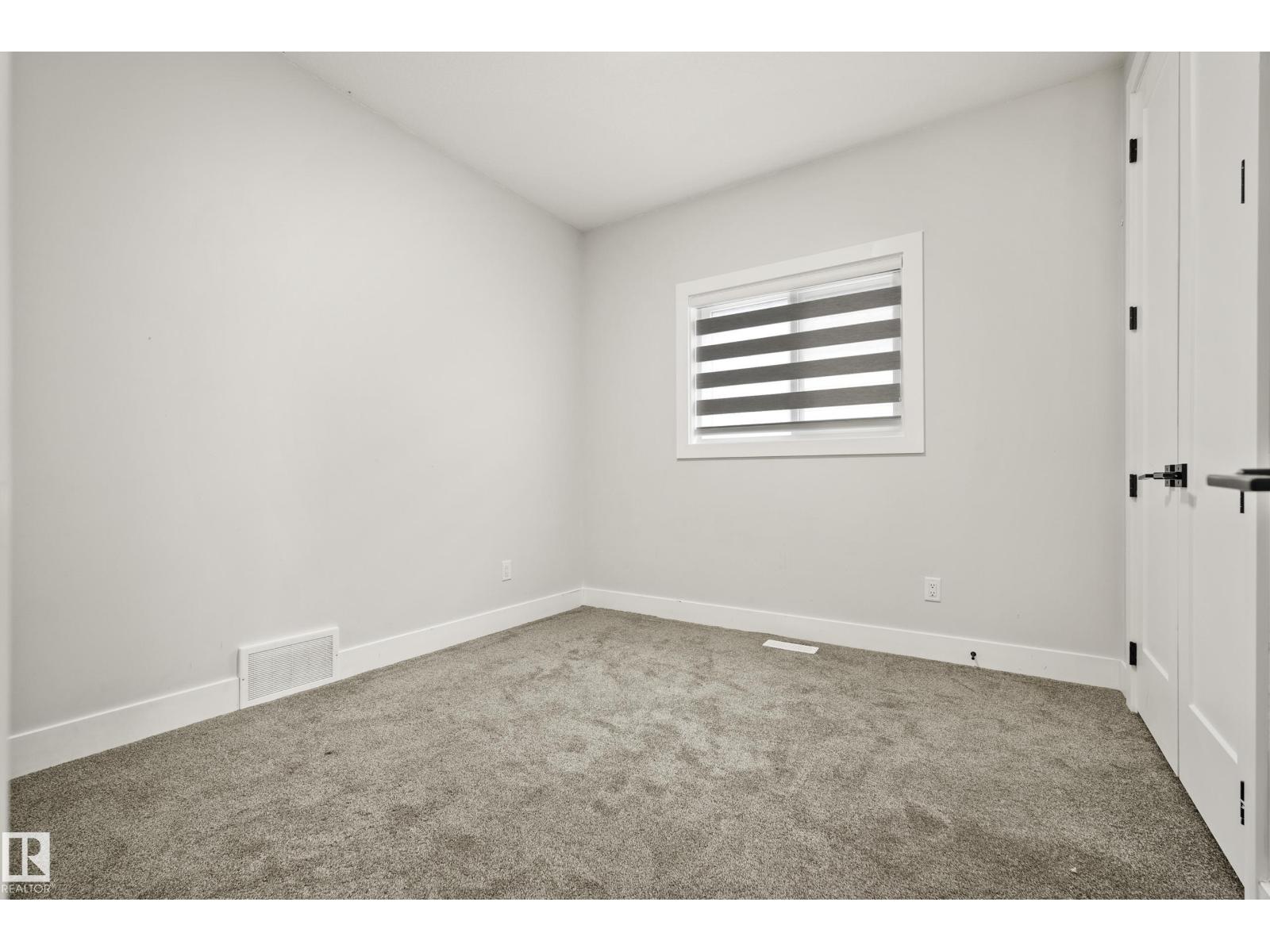 15031 10 St NW, Edmonton, Alberta  T5Y 4C8 - Photo 36 - E4481526