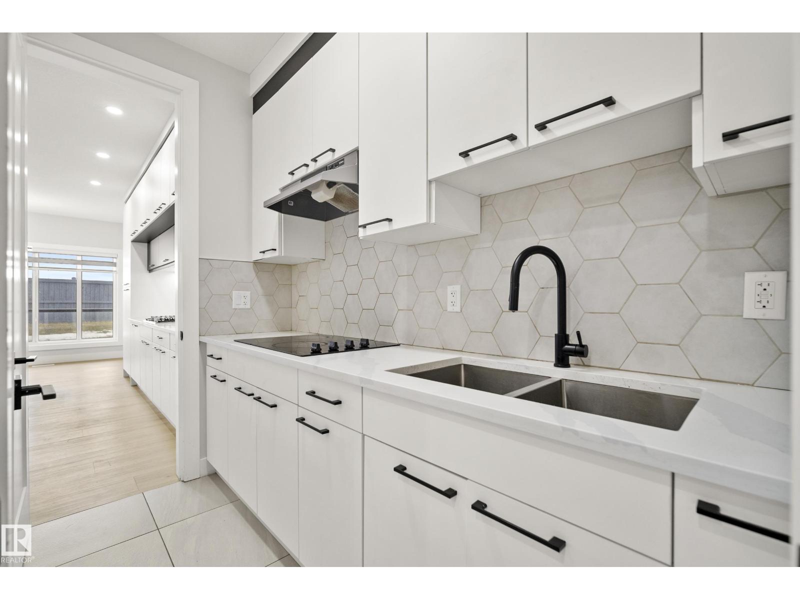 15031 10 St NW, Edmonton, Alberta  T5Y 4C8 - Photo 19 - E4481526