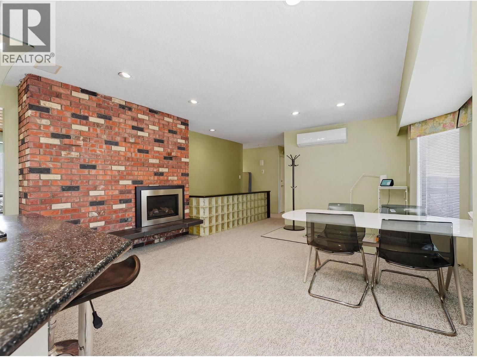 4264 Fitzgerald Avenue, Burnaby, British Columbia  V5G 3R8 - Photo 5 - R3109838