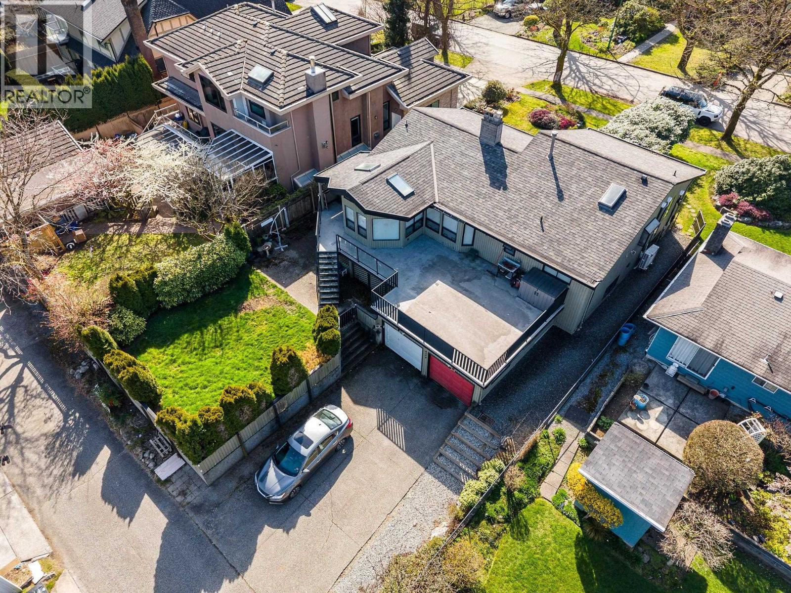 4264 Fitzgerald Avenue, Burnaby, British Columbia  V5G 3R8 - Photo 34 - R3109838