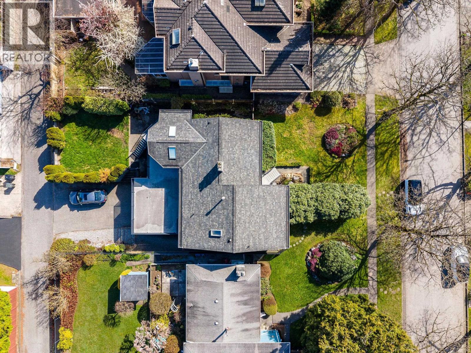 4264 Fitzgerald Avenue, Burnaby, British Columbia  V5G 3R8 - Photo 33 - R3109838