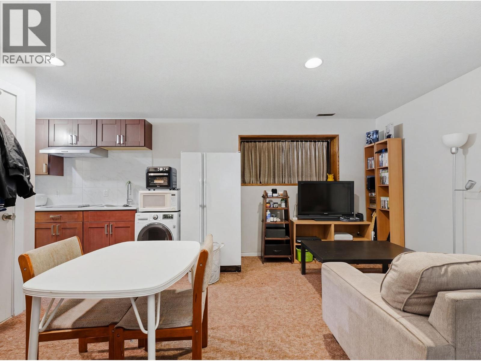 4264 Fitzgerald Avenue, Burnaby, British Columbia  V5G 3R8 - Photo 25 - R3109838