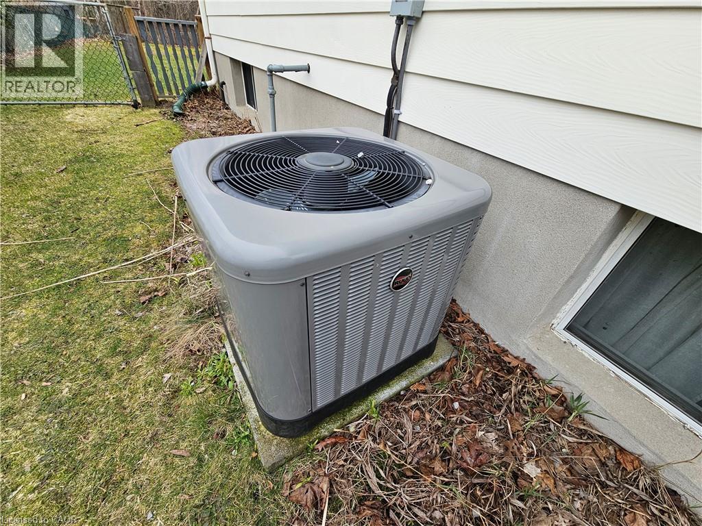 1682 Charlotteville East Quarter Line Road, Simcoe, Ontario  N3Y 4K5 - Photo 24 - 40813764