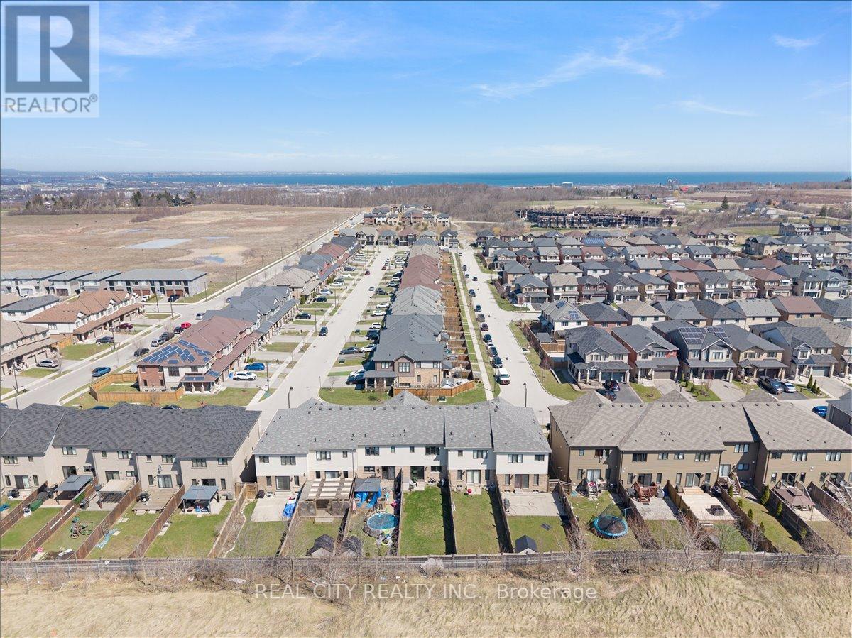 26 Crafter Crescent, Hamilton, Ontario  L8J 2V5 - Photo 35 - X12980194