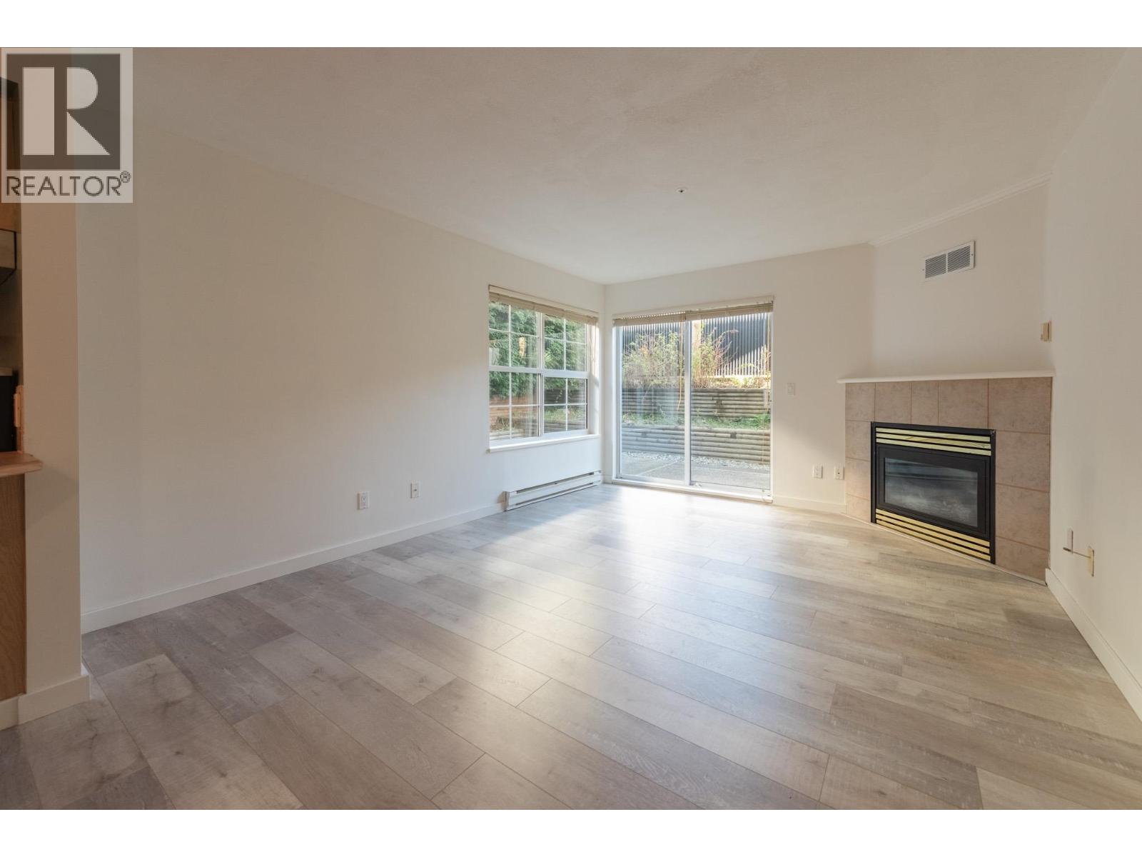 35 689 Park Road, Gibsons, British Columbia  V0N 1V7 - Photo 4 - R3110027