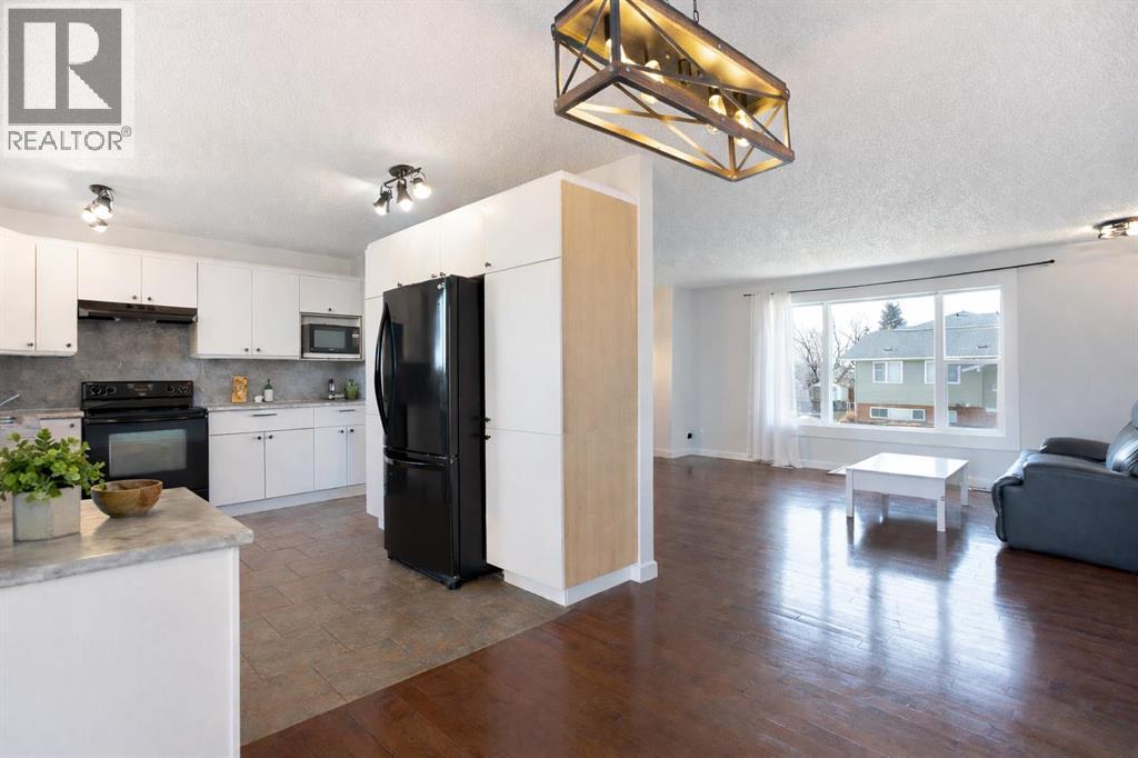 84 Big Springs Hill Se, Airdrie, Alberta  T4A 1L3 - Photo 9 - A2284142