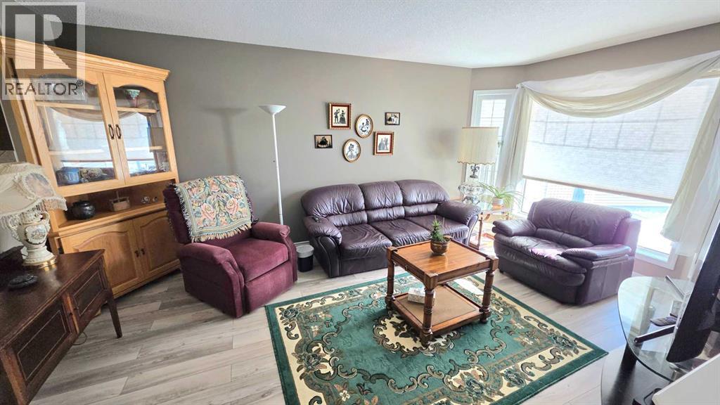 8838 88 Avenue, Grande Prairie, Alberta  T8X 0G6 - Photo 5 - A2296996