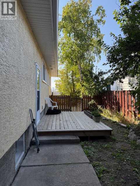 800 Connaught Drive, Jasper, Alberta  T0E 1E0 - Photo 33 - A2252150