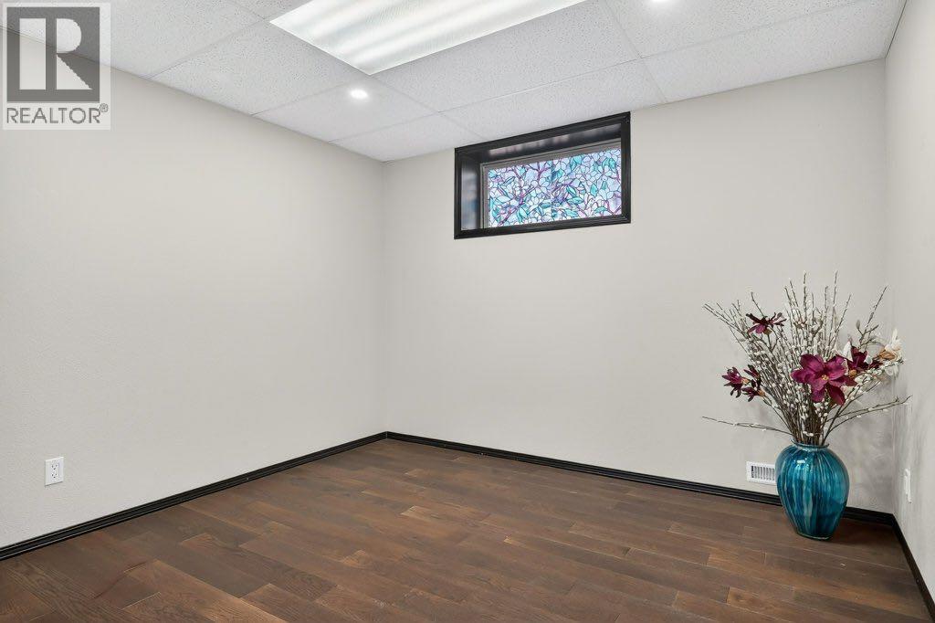 7 Henderson Bay NE, Langdon, Alberta  T0J 1X1 - Photo 24 - A2300665