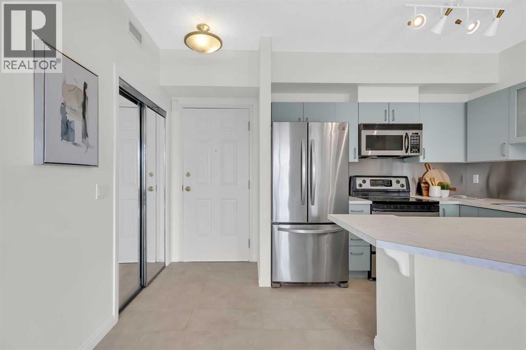 301, 527 15 Avenue SW, Calgary, Alberta  T2R 1R5 - Photo 2 - A2300930