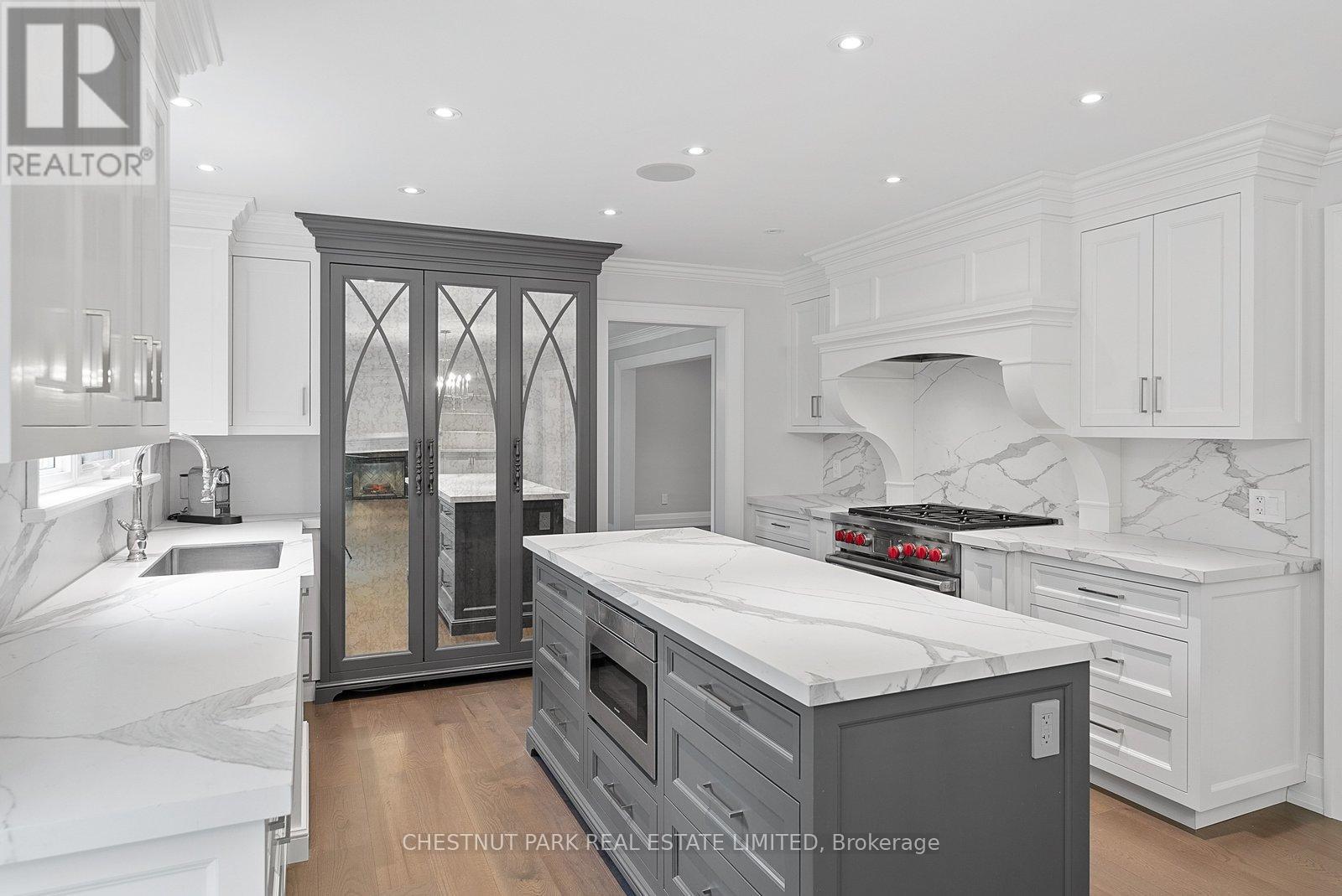 16 Sagewood Drive, Toronto, Ontario  M3B 3G5 - Photo 12 - C12985804