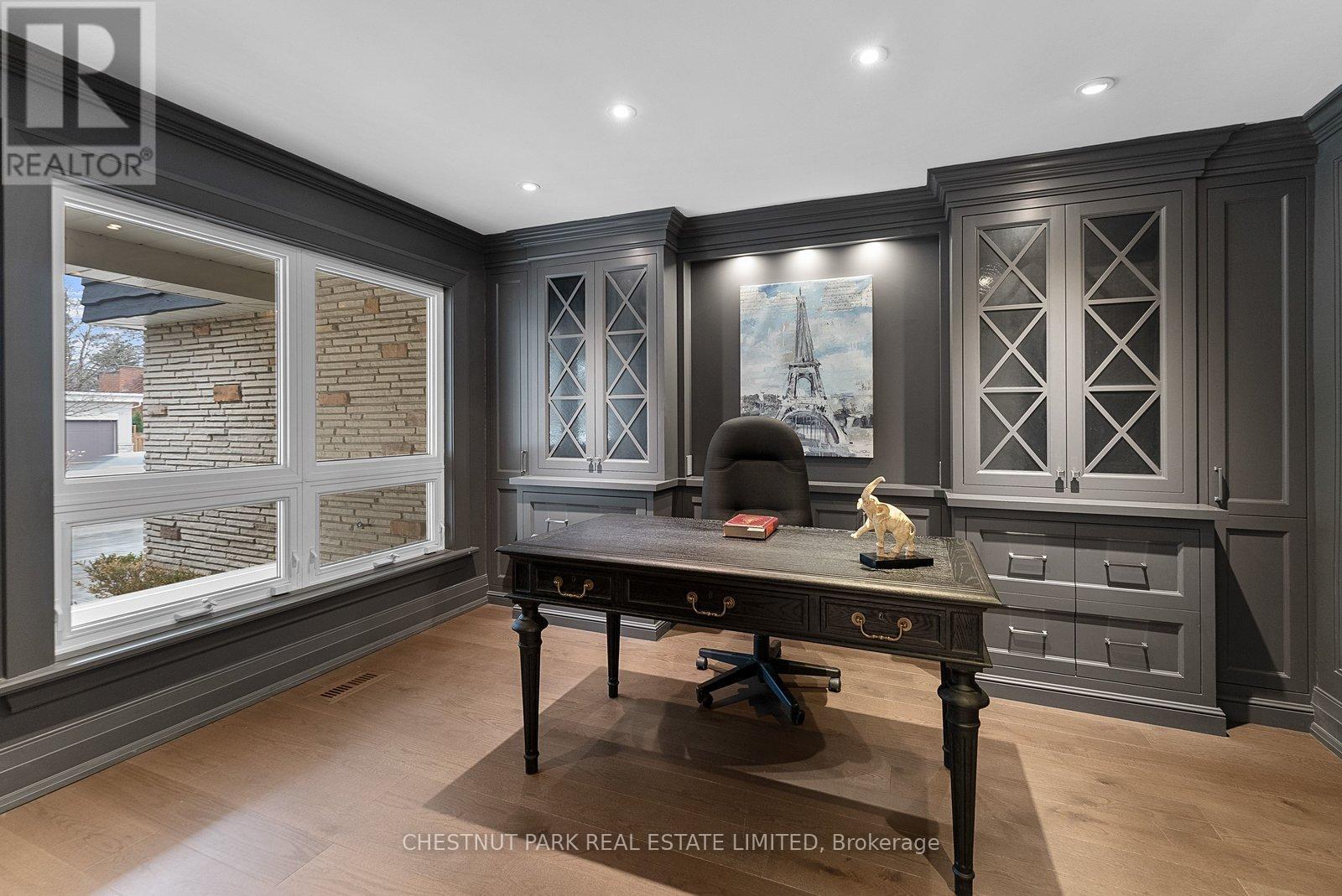 16 Sagewood Drive, Toronto, Ontario  M3B 3G5 - Photo 21 - C12985804