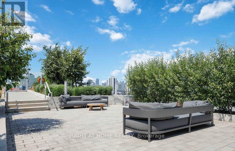 1210 - 25 Baseball Place, Toronto, Ontario  M4M 0E7 - Photo 15 - E12985774