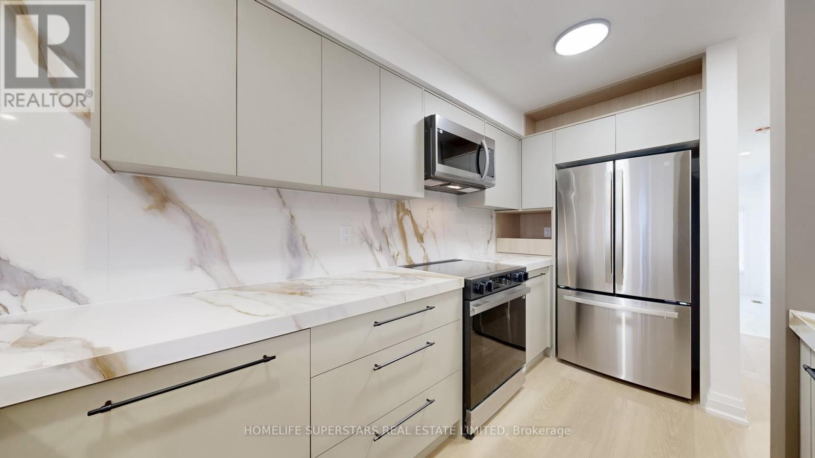 3 Playfair Road, Whitby, Ontario  L1N 9S8 - Photo 10 - E12985800