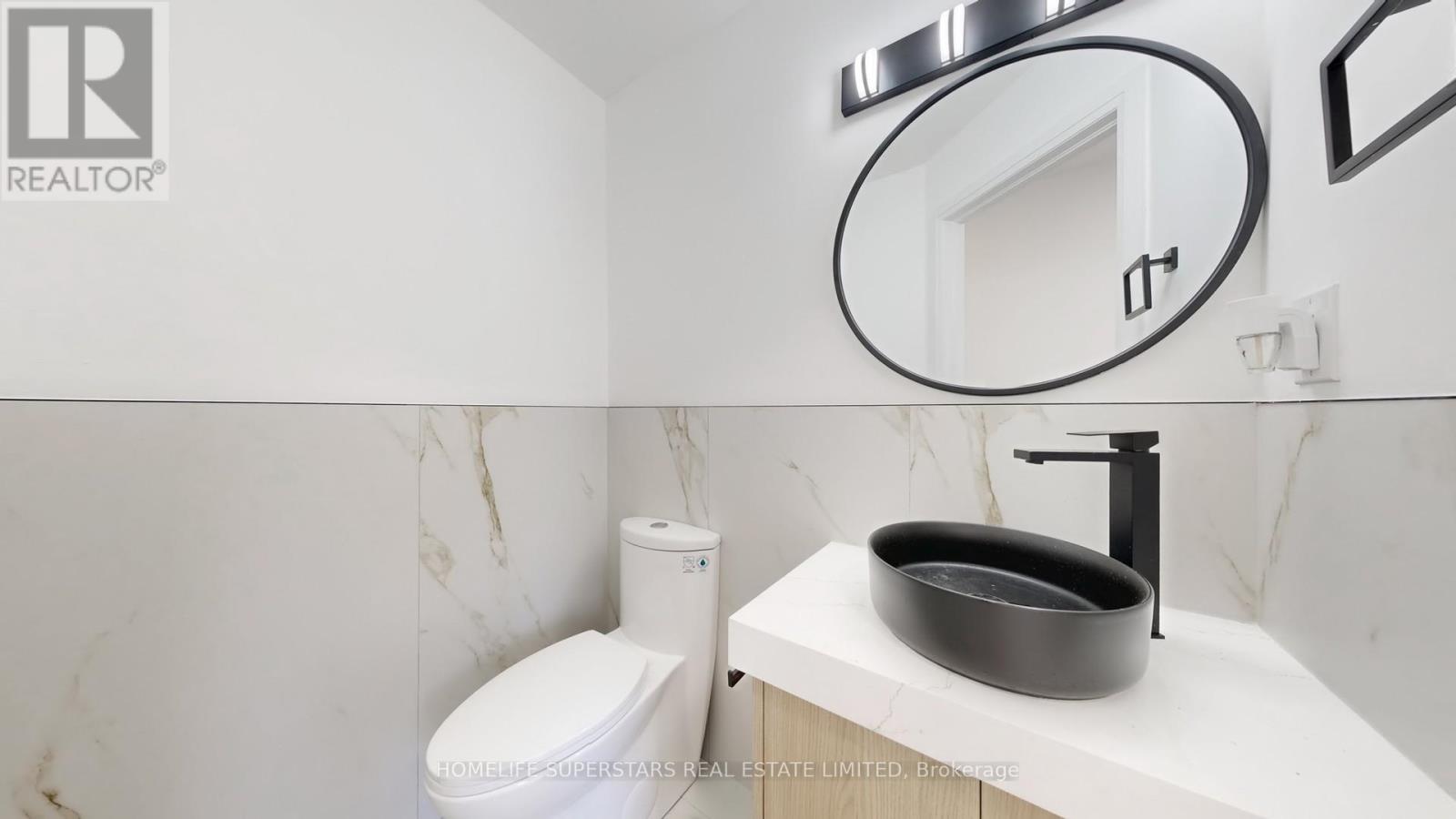 3 Playfair Road, Whitby, Ontario  L1N 9S8 - Photo 17 - E12985800