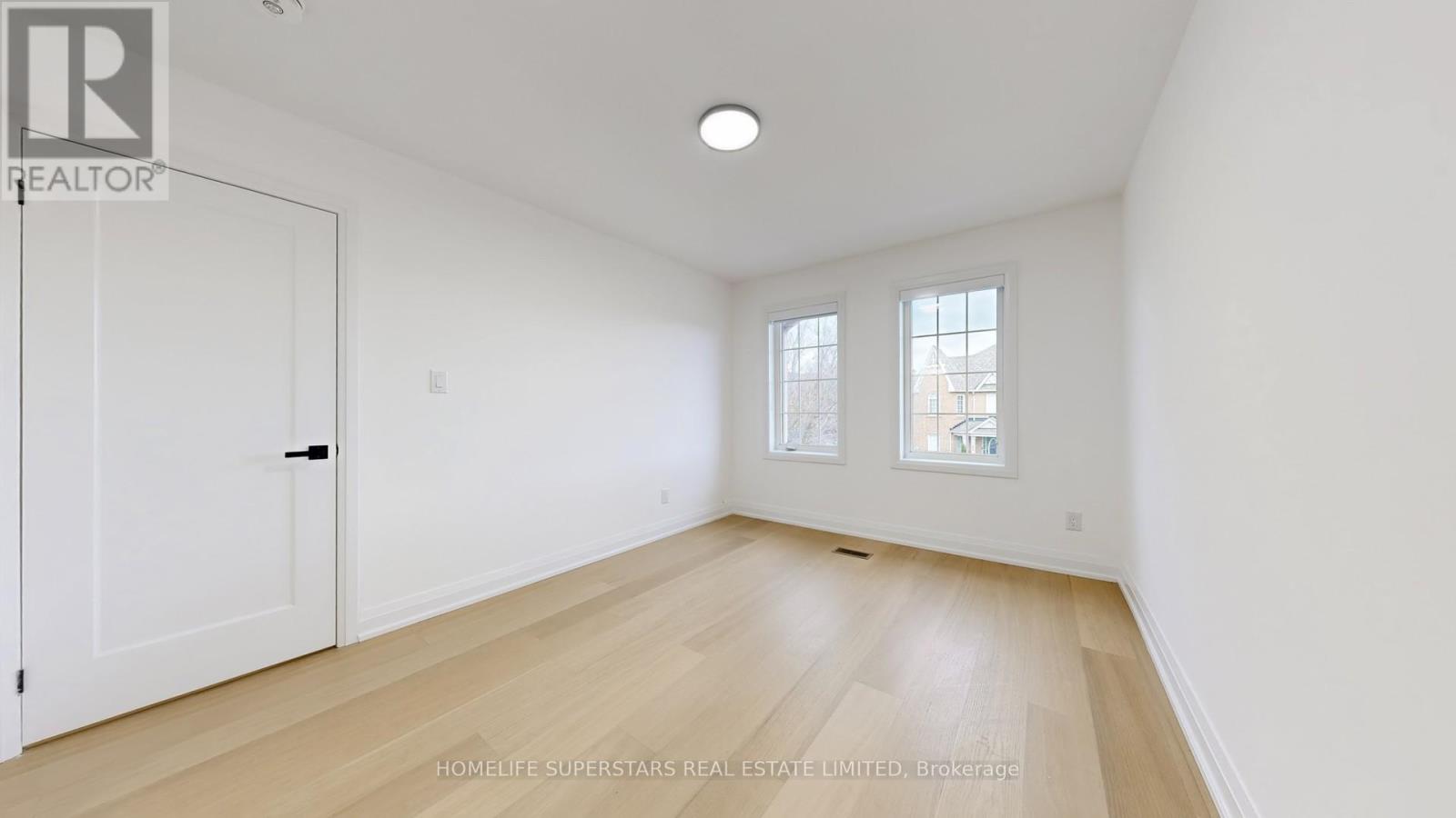 3 Playfair Road, Whitby, Ontario  L1N 9S8 - Photo 29 - E12985800