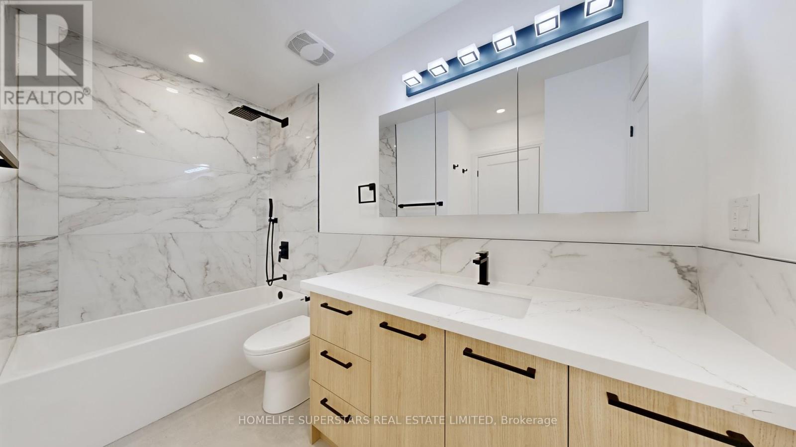 3 Playfair Road, Whitby, Ontario  L1N 9S8 - Photo 33 - E12985800