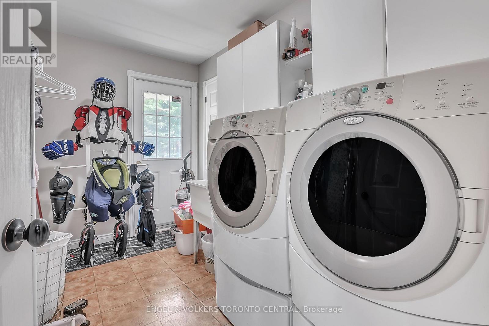 1946 Wilkinson Street, Innisfil, Ontario  L9S 1X3 - Photo 17 - N12985802