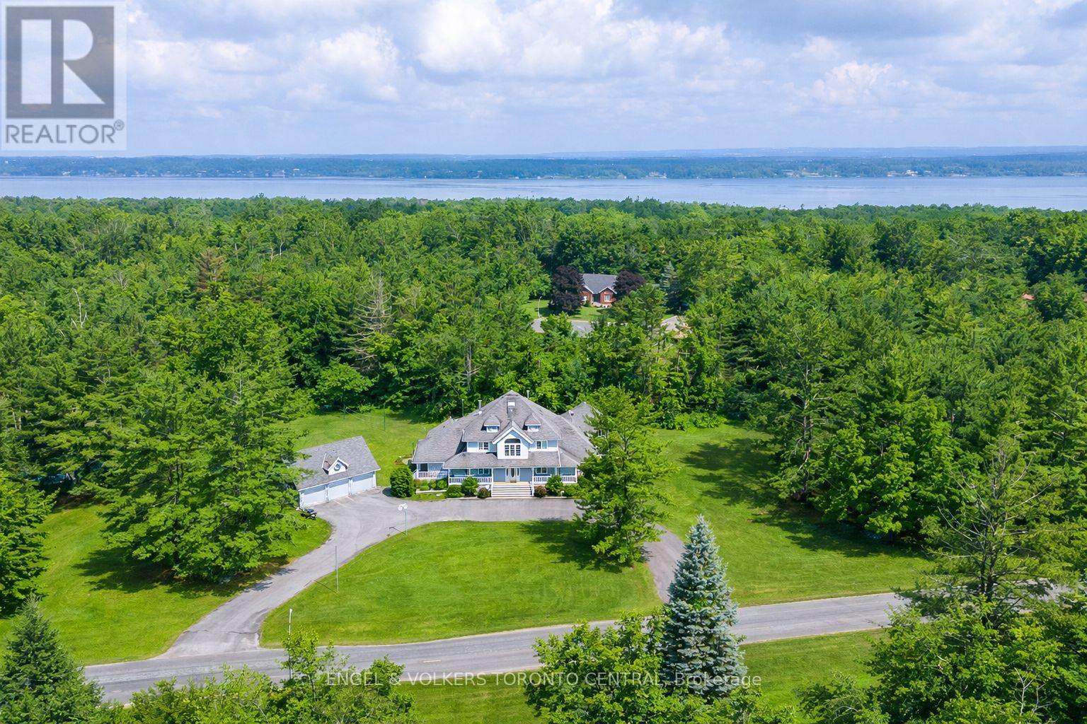 1946 Wilkinson Street, Innisfil, Ontario  L9S 1X3 - Photo 2 - N12985802