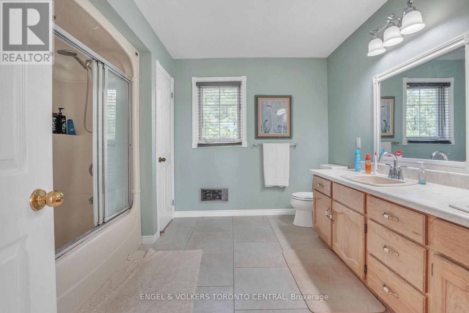 1946 Wilkinson Street, Innisfil, Ontario  L9S 1X3 - Photo 33 - N12985802