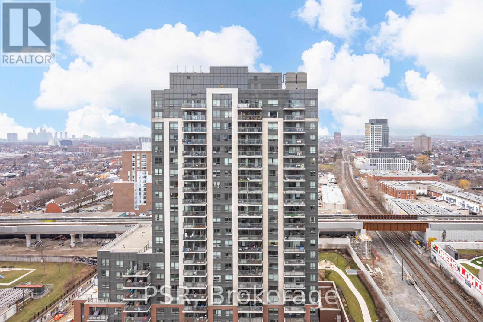 2008 - 1410 Dupont Street, Toronto, Ontario  M6H 2B1 - Photo 31 - W12985796