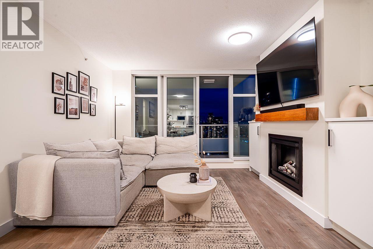 2903 2289 Yukon Crescent, Burnaby, British Columbia  V5C 0B2 - Photo 4 - R3108502