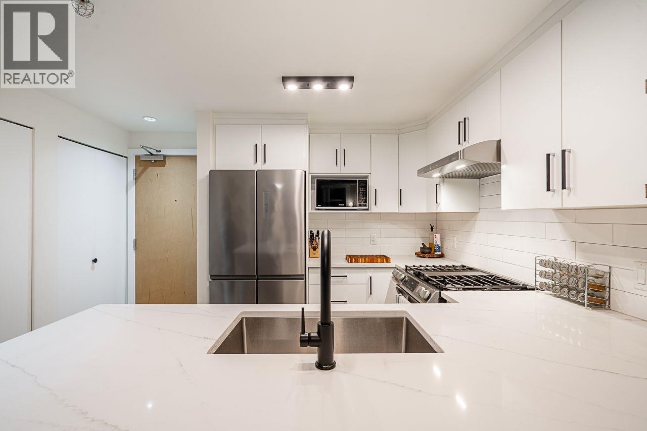 2903 2289 Yukon Crescent, Burnaby, British Columbia  V5C 0B2 - Photo 19 - R3108502