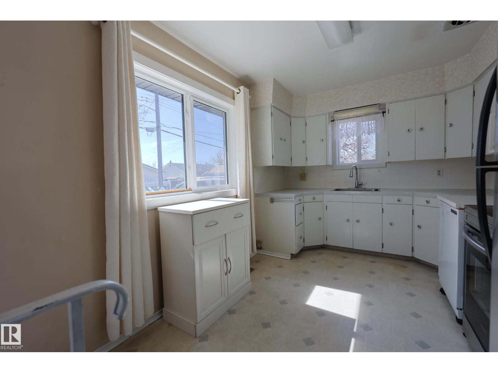 15725 95 Av Nw, Edmonton, Alberta  T5P 0A6 - Photo 21 - E4481801